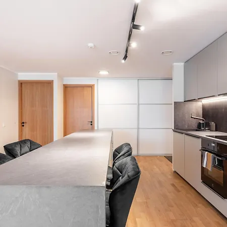 Airhome - Nemo * Tallin